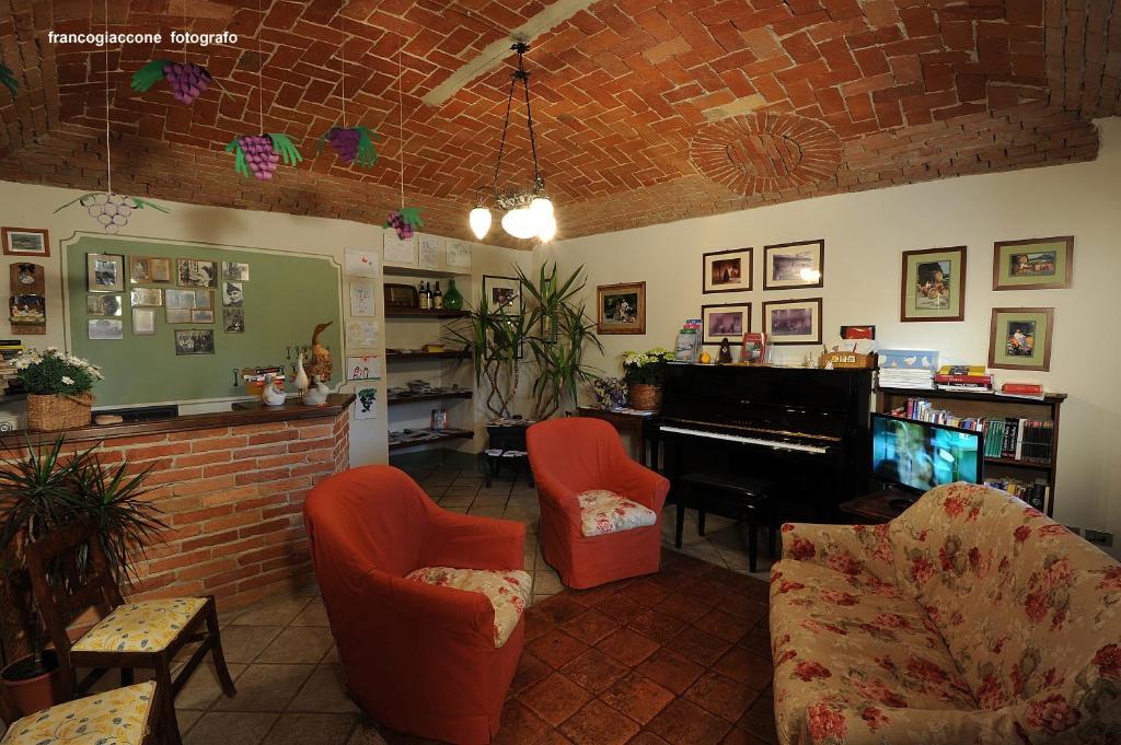 Agriturismo Il Gioco Dell'Oca Barolo Dış mekan fotoğraf